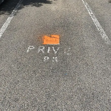 Grand Avec Loggia Lägenhet